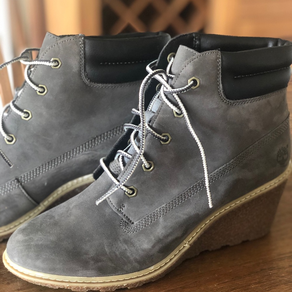 Beautiful grey Timberland boots, flawless condition